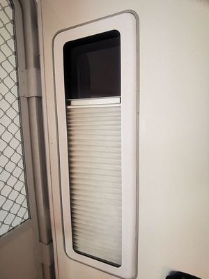 Dörr för husvagn eller husbil 580 x 1930 mm