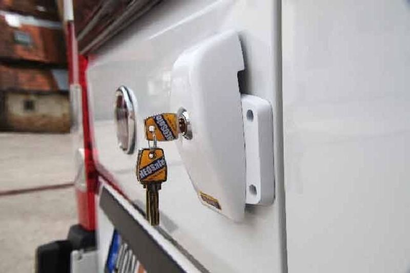 HEOSafe VAN-låspaket | Säkerhetsset för Ducato, Boxer, Jumper 2006–2021