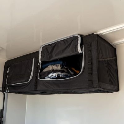 busboxx_wallboxx_large_im_Auto_offen
