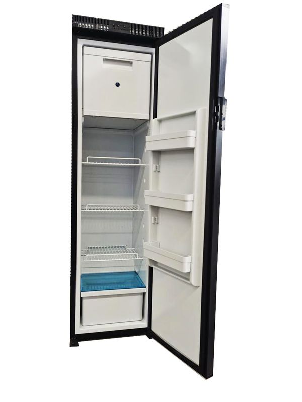 Kylskåp med frys – 150L – Perfekt för husbil & båt (149×41×56 cm)