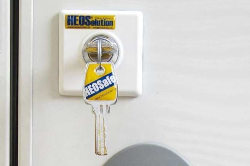 HEOSafe extralås | För ytterluckor, bakre garage och uppbyggda dörrar