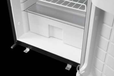 Belluna kompressorkylskåp 85 L nedersta kylboxlådan