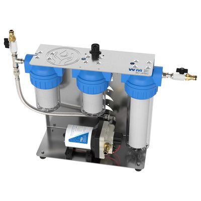 3-stegs filterrack med inbyggd 12 V-pump