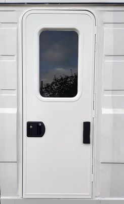 Dörr för husvagn/ husbil - 620x1600 mm | M1-lås & E1-fönster |