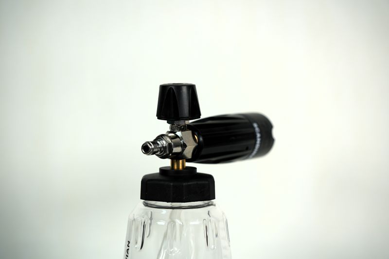 Foam Lance Scandinavian Detailing