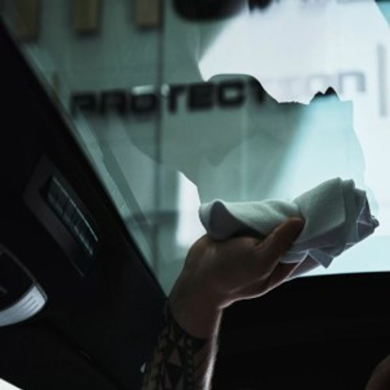 Yum - Glass fönsterputs med skydd