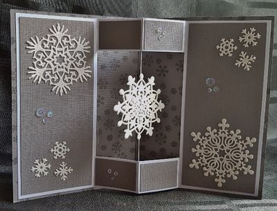 Nellie Snellen Christmas Scene Dies Snowflakes