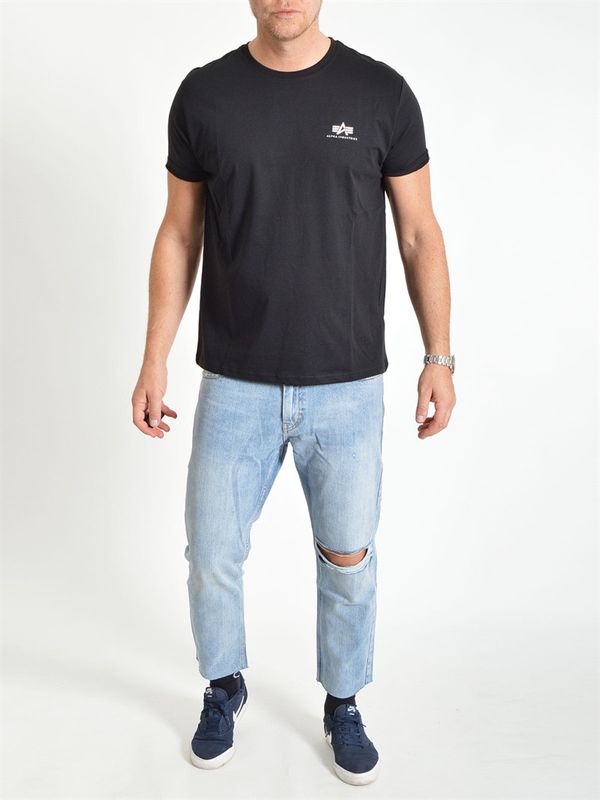 Basic T Small Logo Black