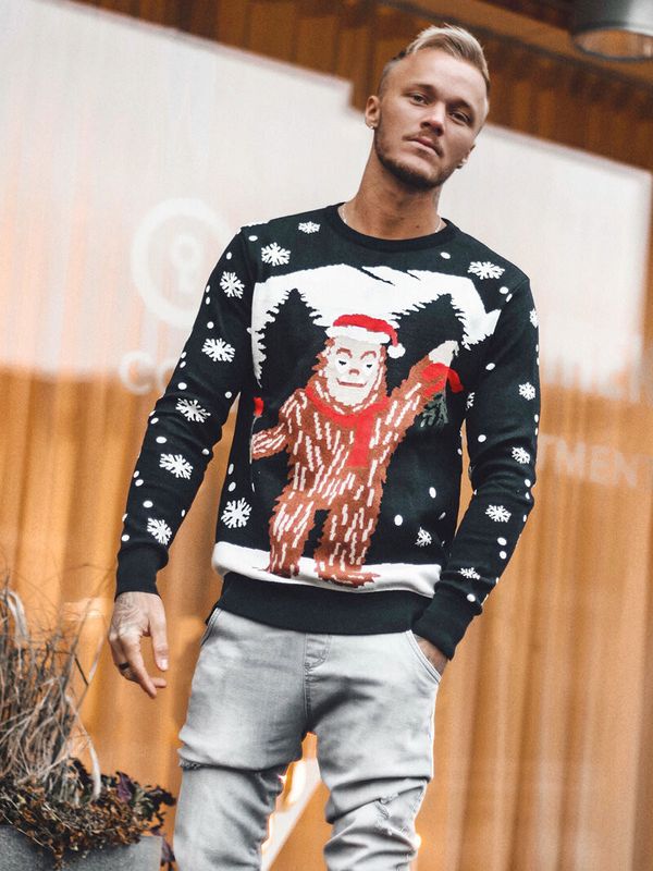 Christmas Knit Yeti