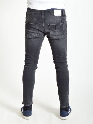 Max Pass Black