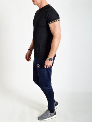 Leo Tee Black