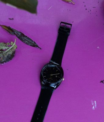 Nima Black/Gold