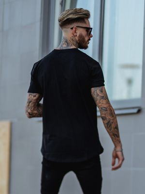 Gym Scoop Tee Black