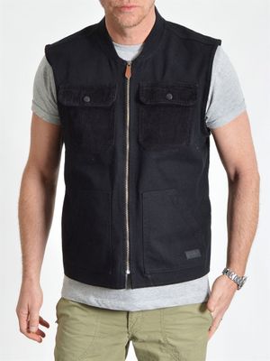Carl Vest Black
