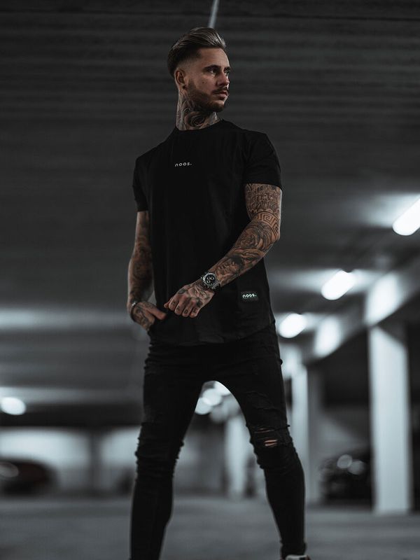 Sports Scoop Tee Black