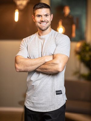 Athleisure Scoop Tee Grey Melange