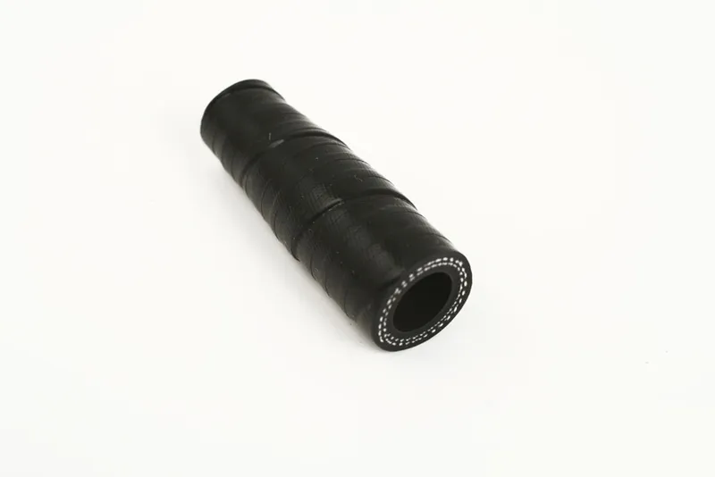 Evakueringsslang Svart Saab 9-5 (98–10)