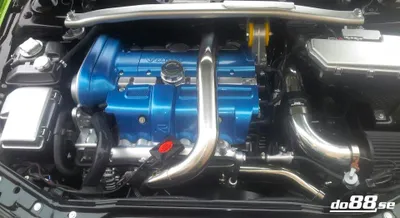 Volvo S60/V70 (00–02) Tryckrör Svart