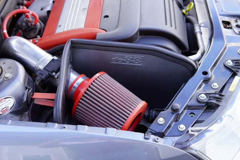 Insugssystem SAAB 9-3 2.0T (05–11) – Röd slang utan filter