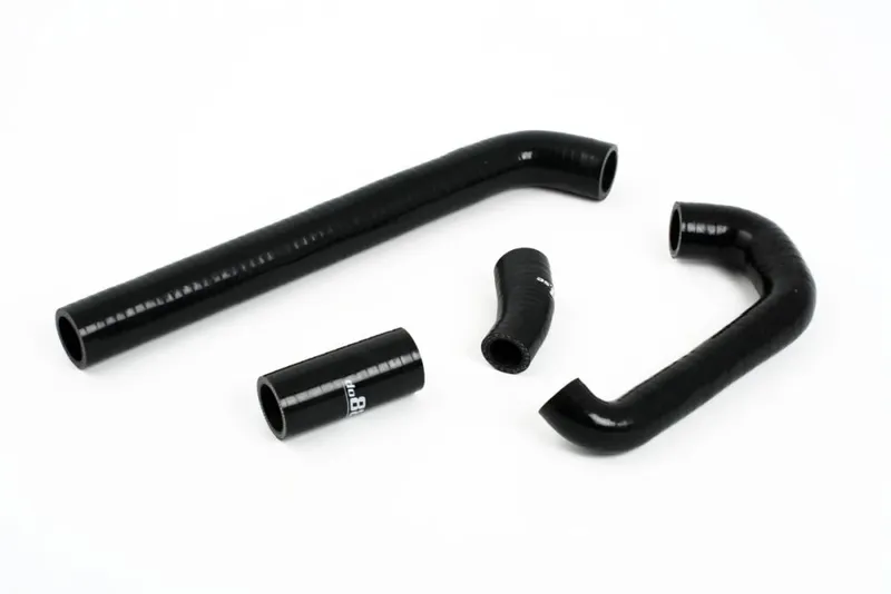 SAAB 900/9-3 Turbo (94–00) Komplementslangar Svart