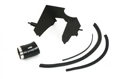 SAAB 9-3 2.8T V6 (06–11) Insugssystem Svart slang