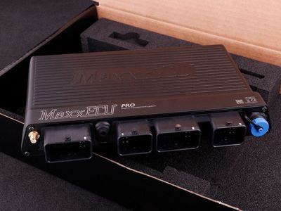 MaxxECU PRO