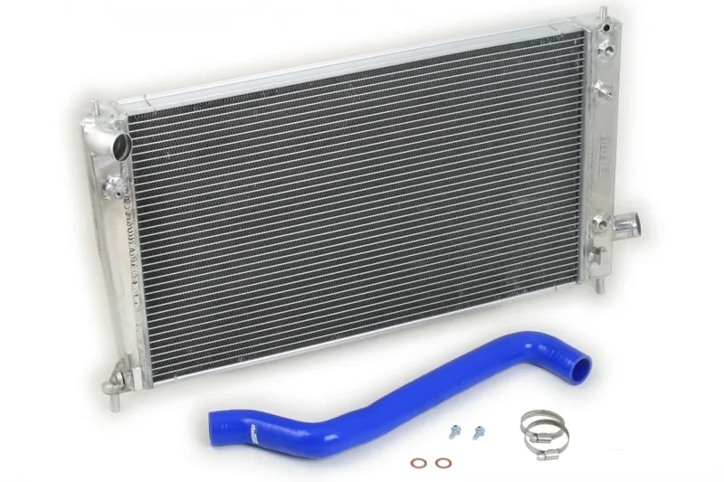 SAAB 9-5 98–01 Vattenkylare Blå slang