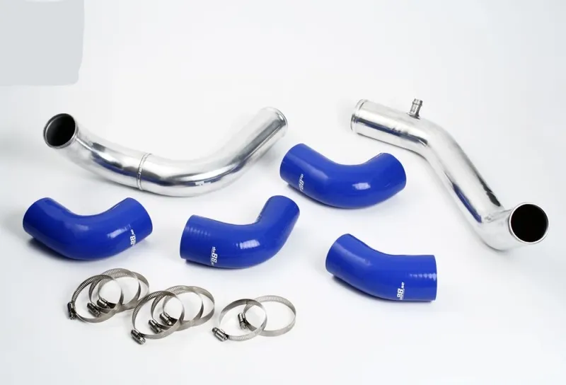 Volvo 740/940 Turbo Mittanslutning Rörkit med Blå Slangar