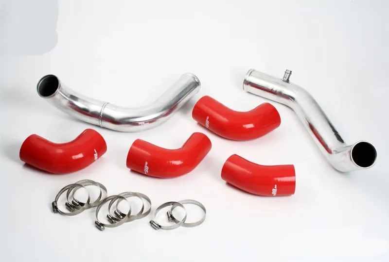 Volvo 740/940 Turbo Mittanslutning Rörkit med Röda Slangar