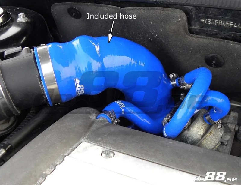 SAAB 9-3 2.0T (03–) Inloppsslang Blå
