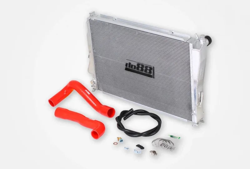 BMW M3 E46 Vattenkylare Aluminium, Röd slang