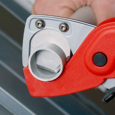KNIPEX Plaströrskap 185 mm