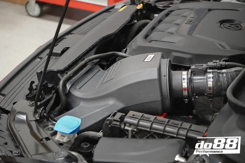 Insugssystem + Turbo Inloppsrör Svart Polo GTI AW / A1 40 TFSI