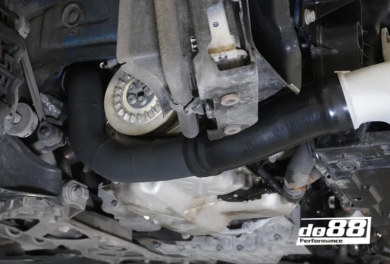 Tryckrör Audi RS3 (8V 8Y) / TT RS (8S) OEM IC