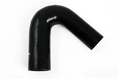 Silikonslang Svart 135° 2–2,375" (51–60mm)