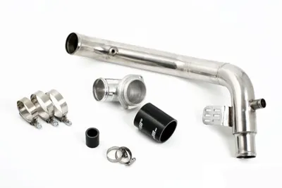 SAAB 900/9-3 (94–00) Tryckrör med svarta slangar