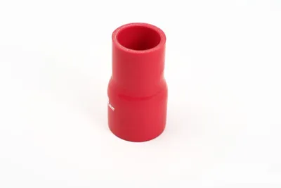 Silikonslang Röd Reducering 2–2,25" (51–57mm)