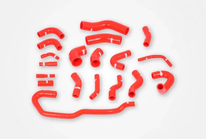 Audi RS6 C5 (02–04) Kylarslangar Röd