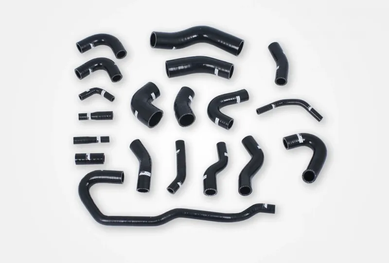 Audi RS6 C5 (02–04) Kylarslangar Svart