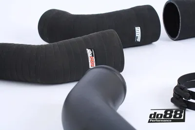 Porsche 911 Turbo / Carrera (992) – Intercoolerrör och slangkit