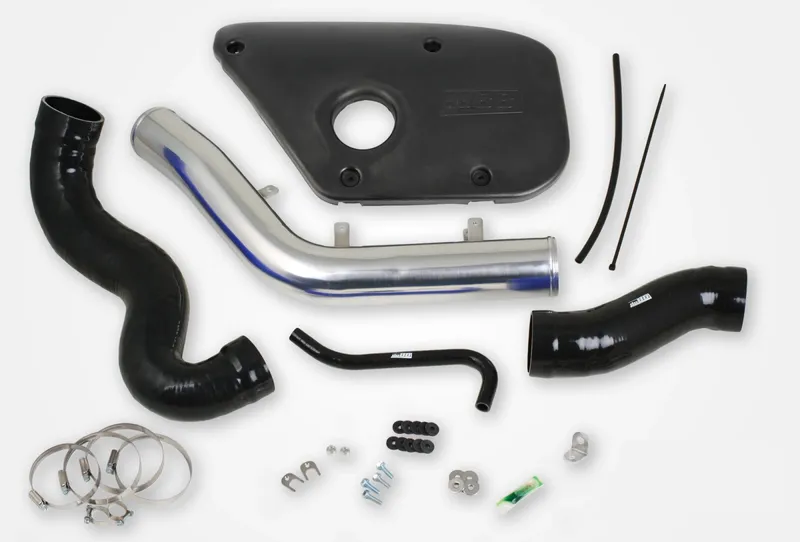 Inloppsrör Volvo S60/V60/V70 T6 – Svarta slangar med plastkåpa