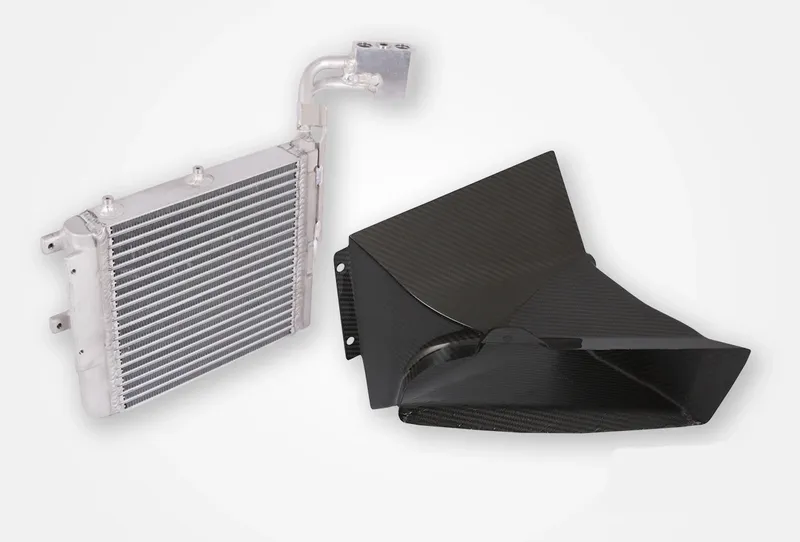 BMW M3 E90/E92 DKG-/DCT-oljekylare Racing