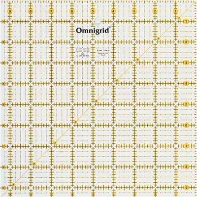 Universell linjal med tum skala 9 1-2 x 9 1-2 tum