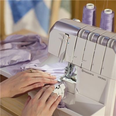 Husqvarna Viking Amber S300 Overlock
