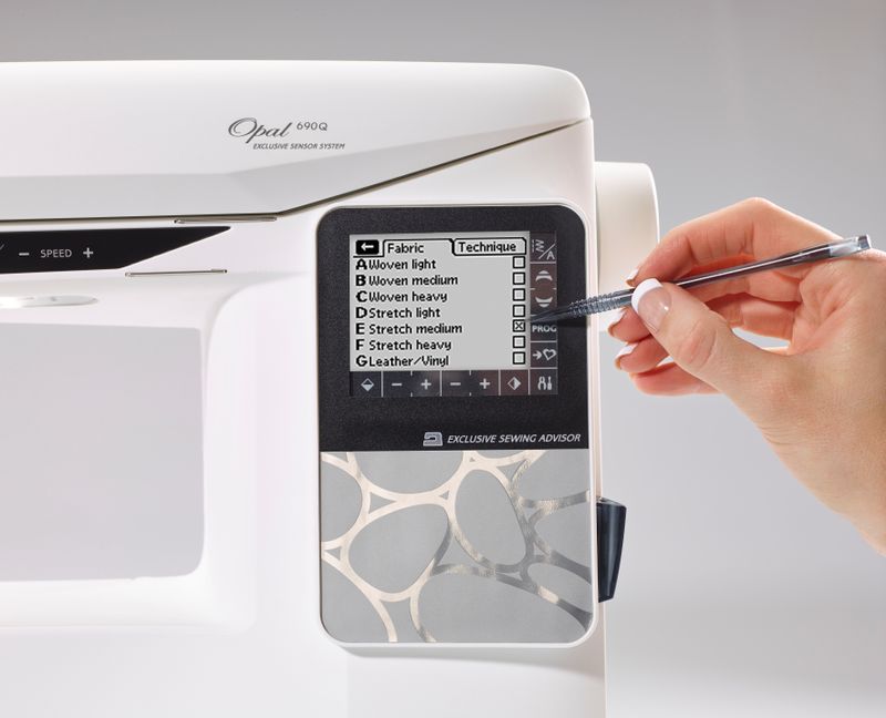 Husqvarna Viking Opal 690Q - Symaskin