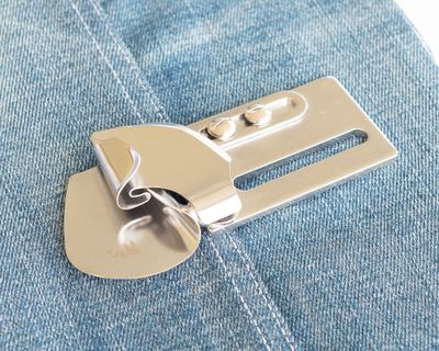 Babylock Fällsömsvikare