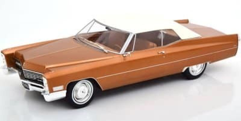Cadillac DeVille soft top 1967 - bronze - skala 1:18