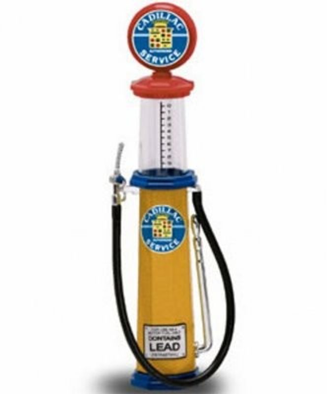 Pump Cadillac Gasoline - skala 1:18