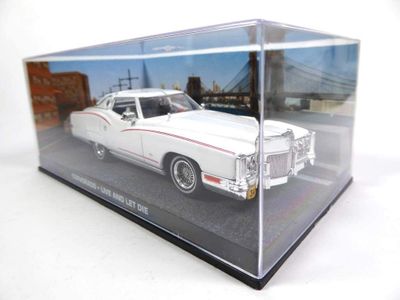 Cadillac Eldorado James Bond Live and let die - skala 1:43