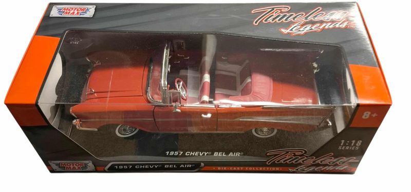 Chevrolet Bel Air 1957 Convertible - röd/vit - Skala 1:18